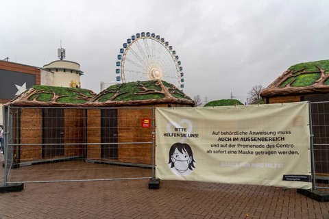 The Christmas market at the Centro shopping centre, set up but closed due to the 2nd lockdown