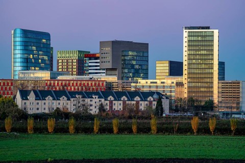 Skyline of the houses in the media harbour, in front of it residential buildings in the Hamm