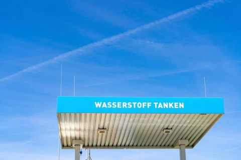 Hydrogen filling station, waste disposal vehicles, rubbish trucks, of the municipal waste disposal