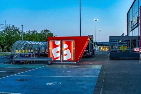 New ATM on the site of a shopping centre in Mülheim-Dümpten, free-standing, should be blast-proof,