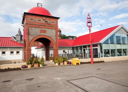Columba buildings and Ee-Usk Restaurant, North Pier, Oban, Argyll and Bute, Scotland, UK