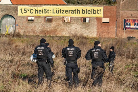 Start of the eviction of the hamlet Lützerath at the lignite mine Garzweiler 2, preparation for the