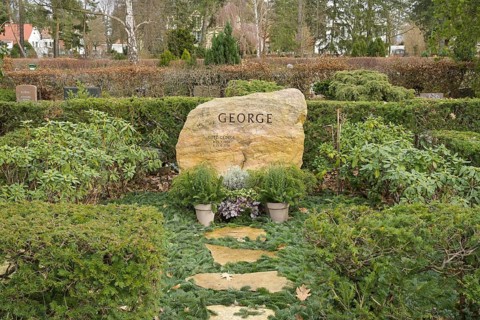Grave of Götz George, Zehlendorf Cemetery, Onkel-Tom-Straße, Zehlendorf, Berlin, Germany, Europe