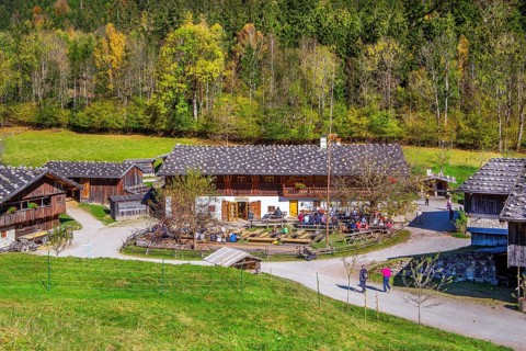 Markus Wasmeier Farm Museum in autumn, Schliersee, Mangfall mountains, Upper Bavaria, Bavaria,