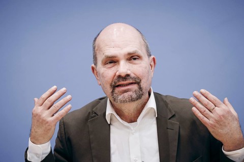 Reinhard Busse, TU Berlin), recorded at a federal press conference on the topic of quality of care