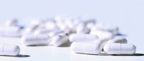 Close up of pharmaceutic pills (Close up of pharmaceutic pills)