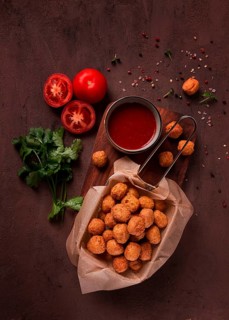 Chicken popcorn, deep fried, nuggets, close-up, rustic, no people