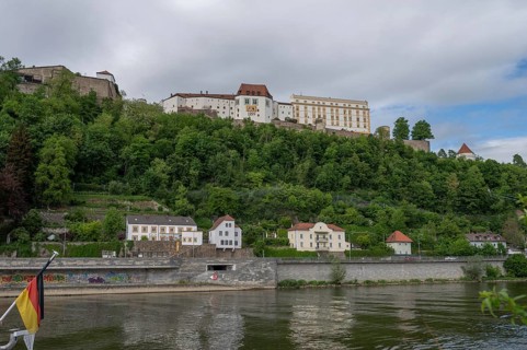 View of the Veste Oberhaus, in front the Danube, Passau, Lower Bavaria, Bavaria, Germany, Europe