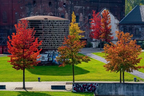 The Westpark in Bochum, sculpture by Olu Oguibeeformerly, for the Ruhrtriennale 2018, Appeal to the