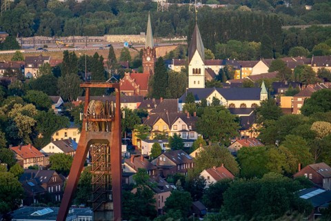 Residential estate in the countryside, terraced houses, multi-family houses, parts of former mining