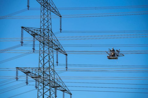 Construction of a new line route, 380 KV extra-high-voltage line between Osterath and Gohr, near