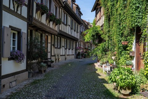 Altstadtgasse, Engelgasse, historic half-timbered buildings and sights in Gengenbach, Ortenaukreis,