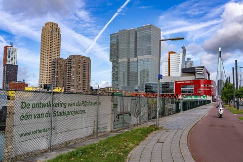 The Rijnhaven, a 28-hectare harbour basin, has now been filled in by almost a third to create space