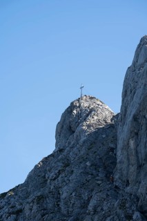 Summit cross on the western Karwendelspitze, Karwendel Mountains, Mittenwald, Werdenfelser Land,