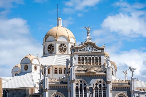 Exterior view, Basílica de Nuestra Señora de Los Ángeles, Cartago, Costa Rica, Central America