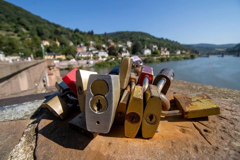 Heidelberg: Locks attached to the Old Bridge by lovers