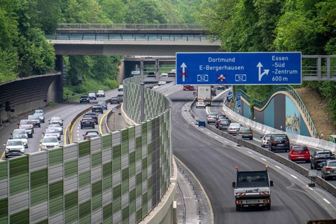 Motorway construction site on the A52 in Essen, complete refurbishment of the carriageways in both