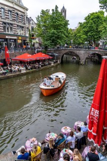 Restaurants, pubs on the Oudegracht, canal, canal in the historic centre of Utrecht, Netherlands
