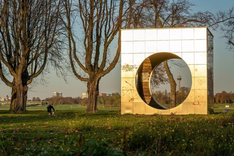 Rheinpark Neuss, cube structure as a recreation area, built as part of Euroga 2002plus, view of the