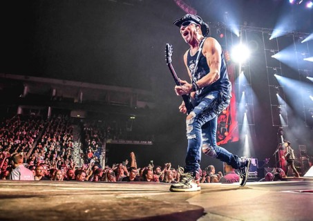 Rudolf Schenker from the Scorpions live at a concert of the Rock Believer -World Tour in the