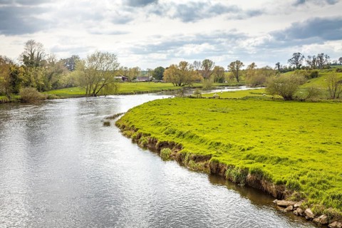 An image of a landscape scenery at bru na boinne
