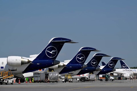 Lufthansa Bombardier Canadair CRJ-900LR Regional Jet at check-in position, Terminal 2, Munich