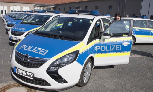 New radio patrol cars at the police station in Potsdam, 14/03/2016