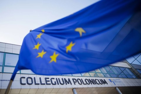 A flag of the European Union flies in front of the Collegium Polonicum building. S˜Çubice, 01.05