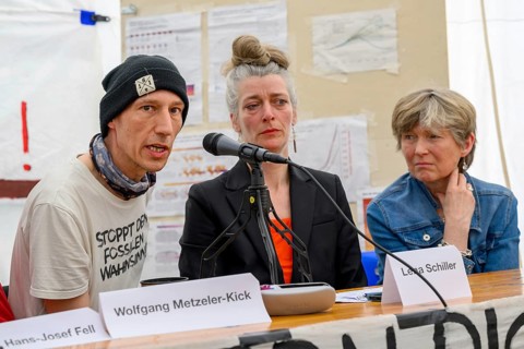 Wolfgang Metzeler-Kick announces on the 78th day of his hunger strike that from now on he will stop