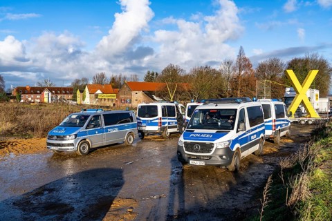 Start of the eviction of the hamlet Lützerath at the lignite mine Garzweiler 2, preparation for the