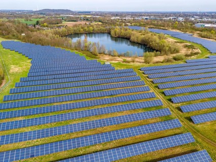 Mühlenfeld solar park, near Neukirchen-Vluyn, over 15, 000 solar modules spread over 24 hectares,