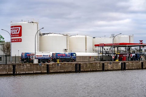 Tank farm of the energy company Hoyer in the harbour of Bremerhaven, tank farm, loading of fuel,