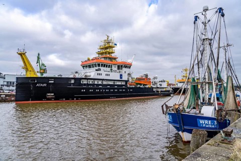 Atair, survey, wreck search and research vessel (VWFS) of the Federal Maritime and Hydrographic
