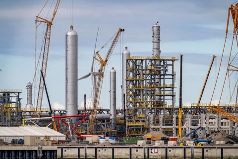 New building, construction site, of a bio-refinery of the Finnish oil company Neste, here, among