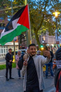 Demonstration by pro-Palestinian activists in Duisburg-Hochfeld, around 110 demonstrators marched