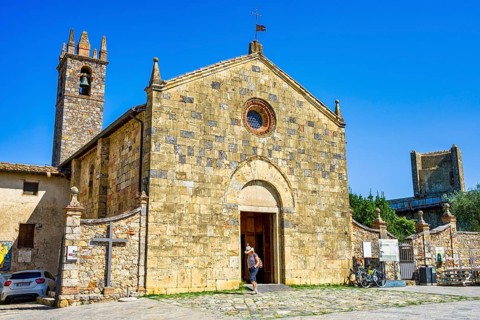 Church of Santa Maria Assunta, Monteriggioni, Tuscany, Italy, Europe