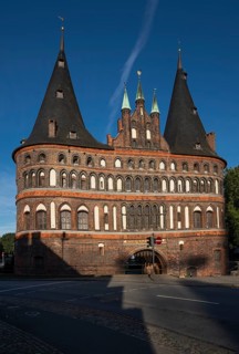 Holstentor, Holstentorplatz, Lübeck, Schleswig-Holstein, Germany, Europe