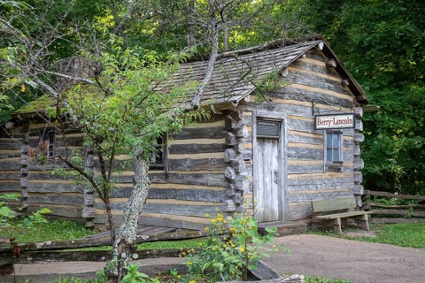 Petersburg, Illinois - The first Berry-Lincoln store, which Willian Berry operated with Abraham