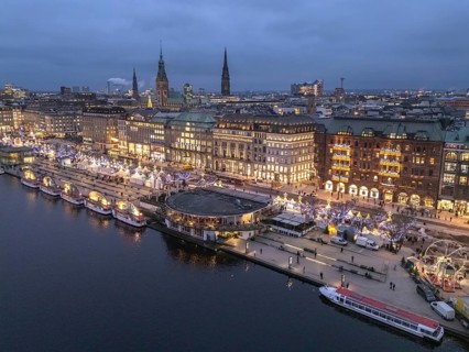 Aerial view of the Weißerzauber Christmas market on the Jungfernstieg during the blue hour, Inner