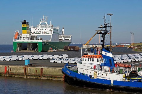 Odyseusz, outer harbour, Emden, Eddystone, Ro-Ro Cargo Ship, car transporter, car loading, East