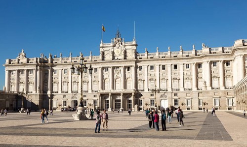 Plaza de la Armeria, Armory Square, Palacio Real royal palace, Madrid, Spain, Europe