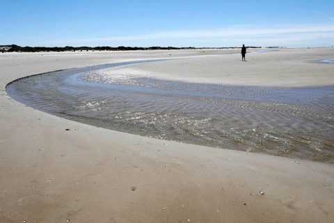 Holidaymakers on the beach on the island of Amrum, Norddorf, 15.06.2020