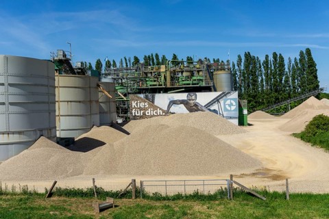 Holemans Ellerdonk gravel works, near Wesel, gravel quarrying, gravel extraction, North