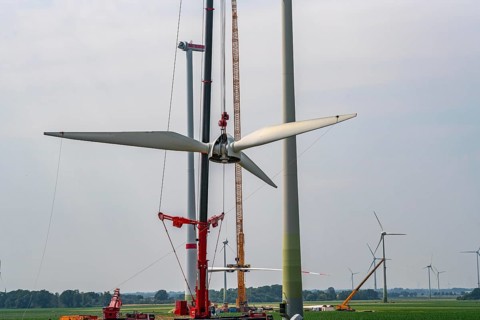 Dismantling of a wind power plant in a wind farm near Issum, 9 older wind turbines from the