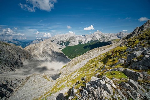 At the Hafelekar, view from the Karwendelblick of the Innsbruck Nordkette to the Karwendel