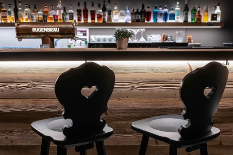 Symbol photo bar stools
