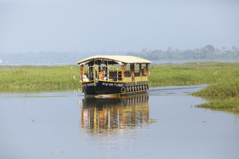 Traditional boat on Lake Vembanad, canal system of the backwaters, Kerala, India, Asia