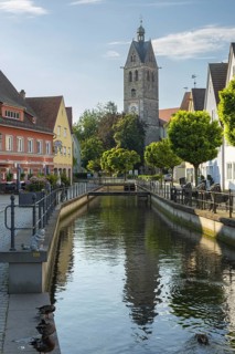 Stadtbach, behind it Our Lady's Church, Memmingen, Allgäu, Bavaria, Germany, Europe