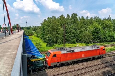 Ripshorster Brücke Oberhausen, railway line, behind it the Gleispark Frintrop, former railway site,