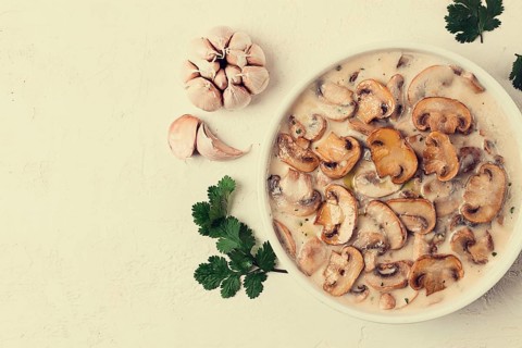 Champignons in creamy garlic sauce, with herbs and spices, gravy, sauce, no people